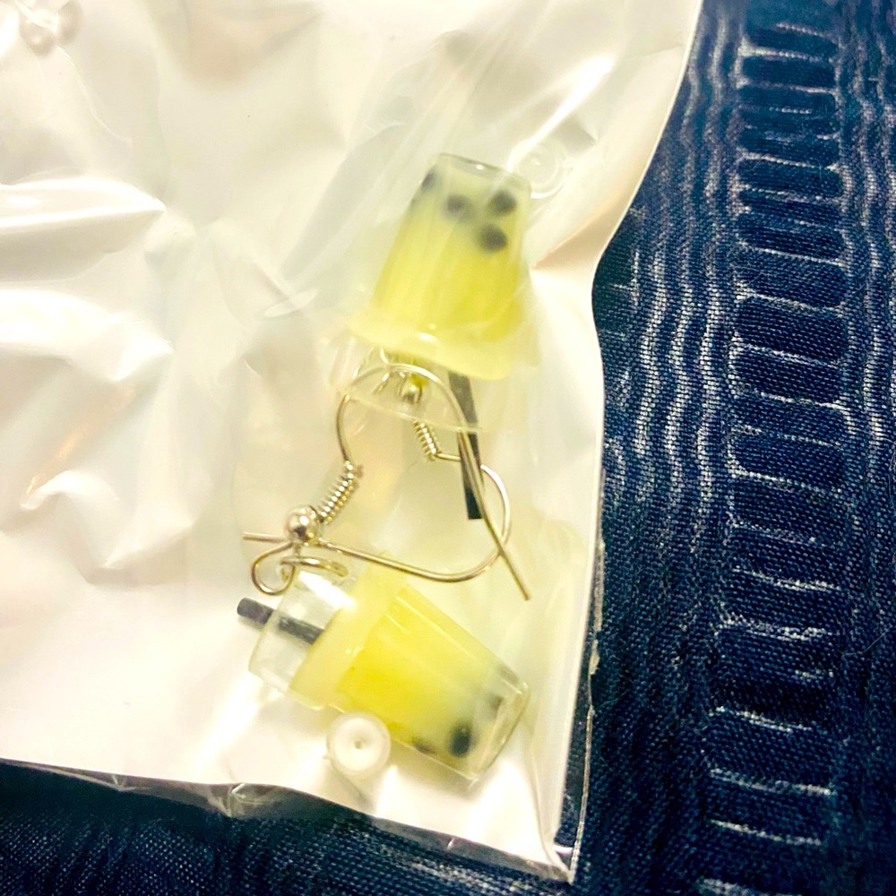 Bubble Tea Accent Earrings